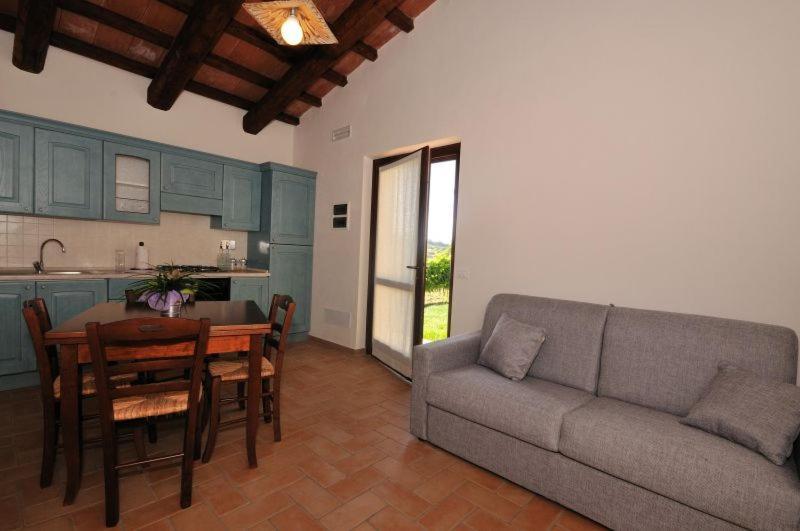 Agriturismo Casale Contessa Montebuono  エクステリア 写真